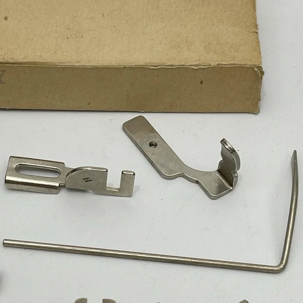 Vintage Lot Of Greist Singer Sewing Machine Rotary Assorted Attachments